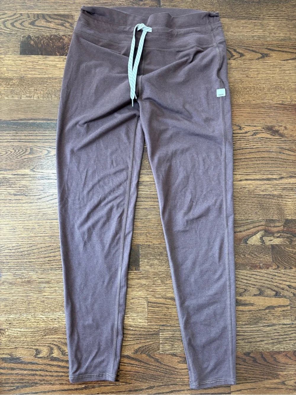 Vuori women’s joggers